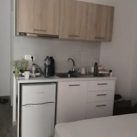 Giorgos-fenia Apartamento *