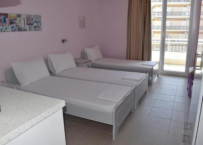 Giorgos-fenia Apartamento Paralía